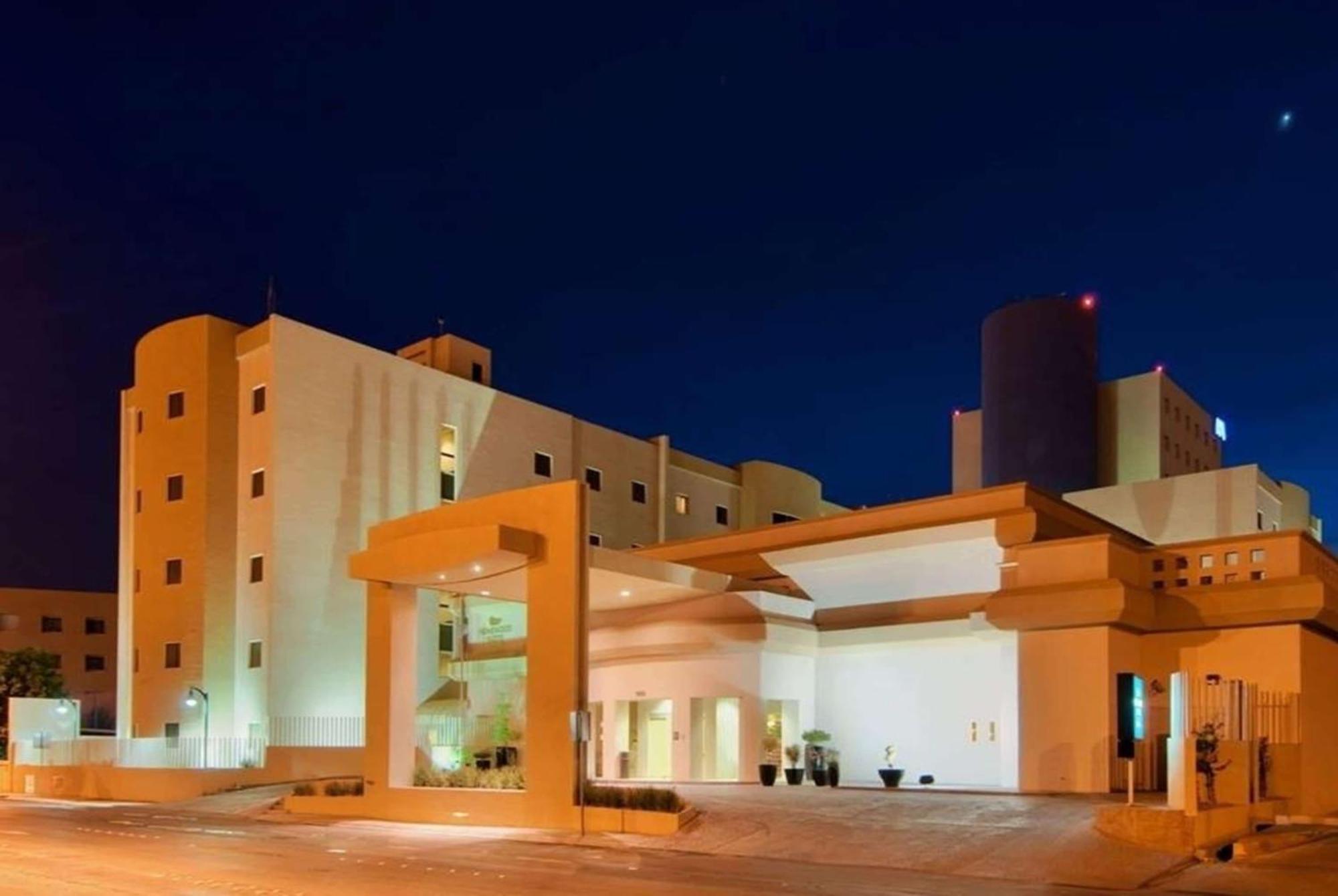 מלון Wyndham Garden Torreon Tecnologico מראה חיצוני תמונה
